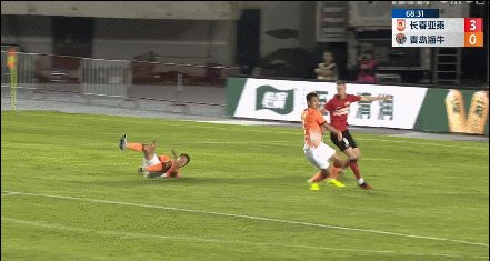 1719753970801064118.gif 刘军帅手球.gif